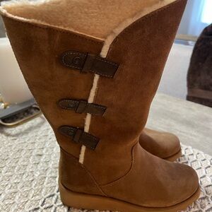 BEARPAW Boots